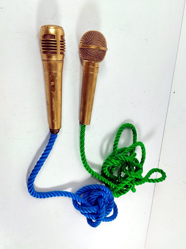 microfono customizado colores video clip teatro consultar